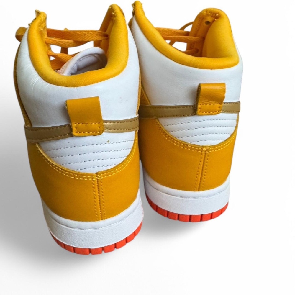 ✰ nike dunk high in university gold/white colorway ✰ - Picture 3 of 7